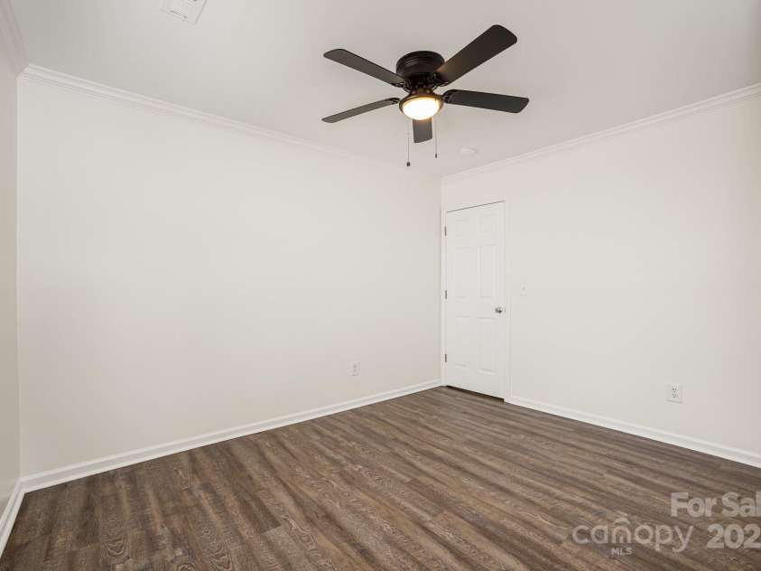 1776 Baylor Drive, Rock Hill, SC 29732.  MLS# CAR4260611, YatesRealty ID 14897. Secondary bedroom w/walk-in closet
