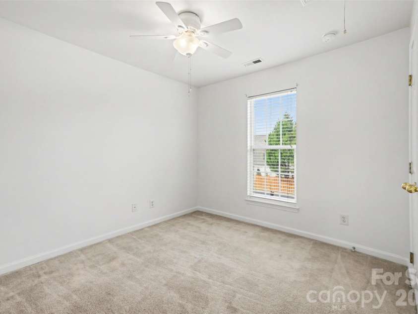 5041 Prosperity Ridge Road, Charlotte, NC 28269.  MLS# CAR4368061, YatesRealty ID 14898. 