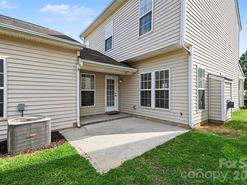5041 Prosperity Ridge Road, Charlotte, NC 28269.  MLS# CAR4368061, YatesRealty ID 14898. 