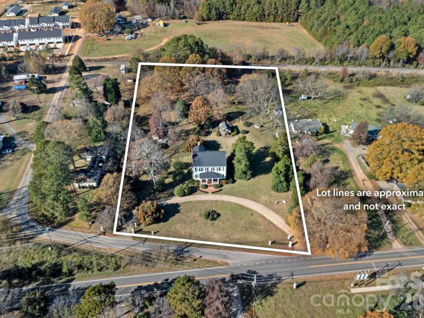 104 Leslie Loop, Mooresville, NC 28115.  MLS# CAR4195674, YatesRealty ID 149. Situated on approximately 3.45 Acres with private utilities