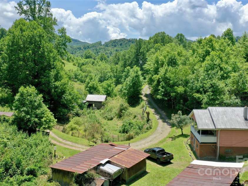 2087 Henry Road, Sylva, NC 28779.  MLS# CAR4273854, YatesRealty ID 149. 