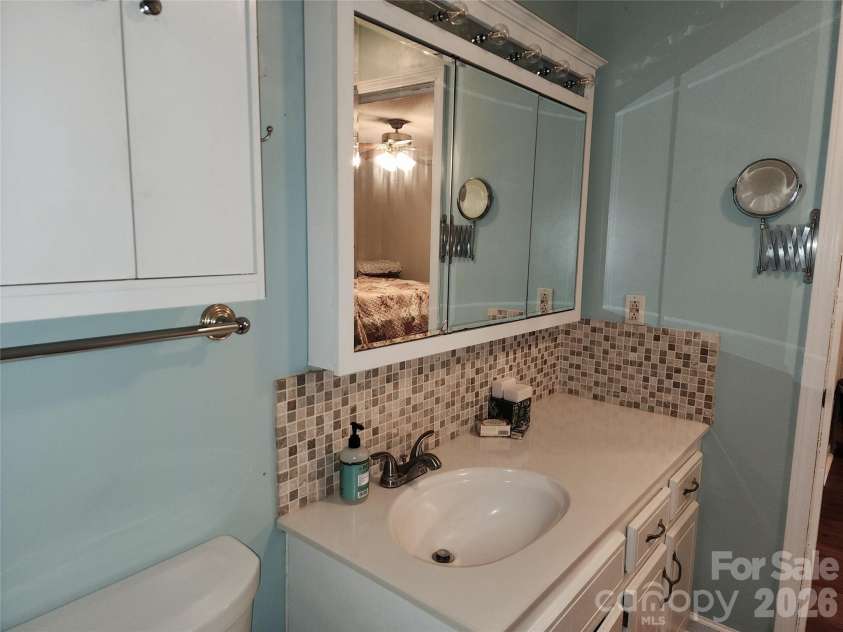 2800 Patio Lane, Gastonia, NC 28056.  MLS# CAR4259858, YatesRealty ID 14900. 