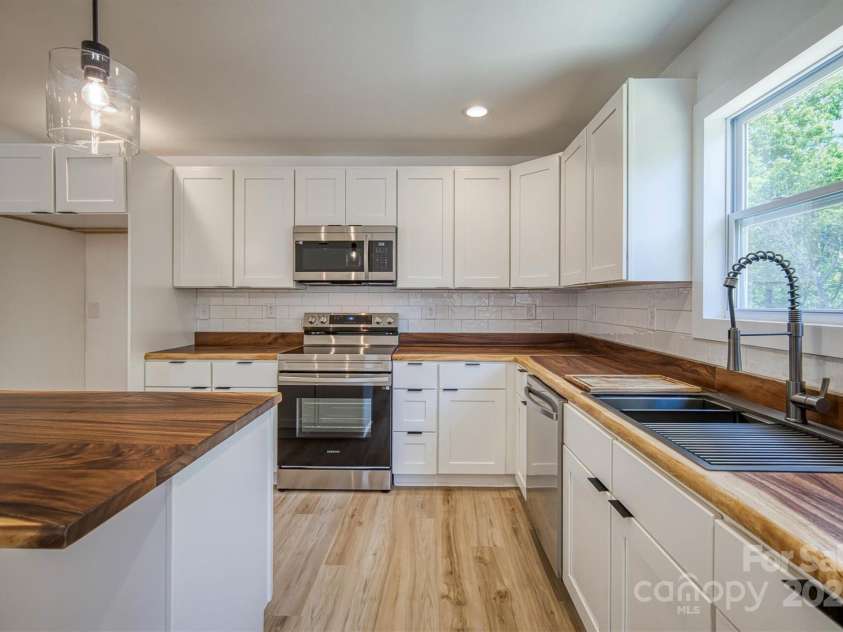 2934 Drummond Street, Connelly Springs, NC 28612.  MLS# CAR4261400, YatesRealty ID 14902. 