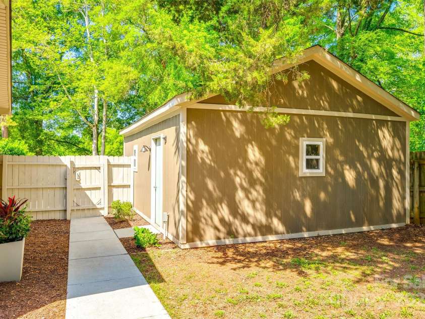 1154 Doby Court, Fort Mill, SC 29715.  MLS# CAR4256859, YatesRealty ID 14903. Garage