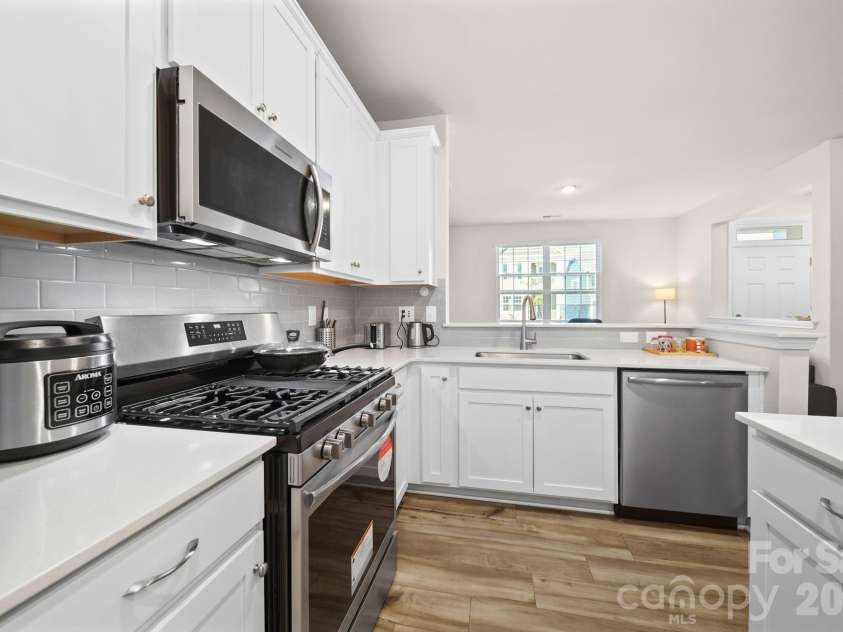 4491 Potters Wheel Drive, Fort Mill, SC 29715.  MLS# CAR4370949, YatesRealty ID 14903. 