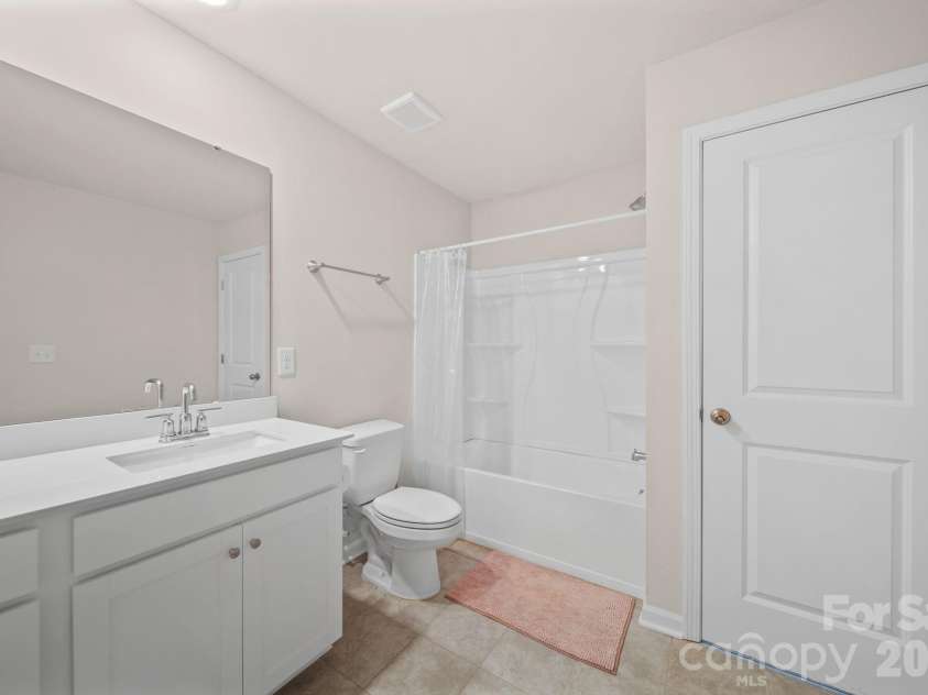 4491 Potters Wheel Drive, Fort Mill, SC 29715.  MLS# CAR4370949, YatesRealty ID 14903. 