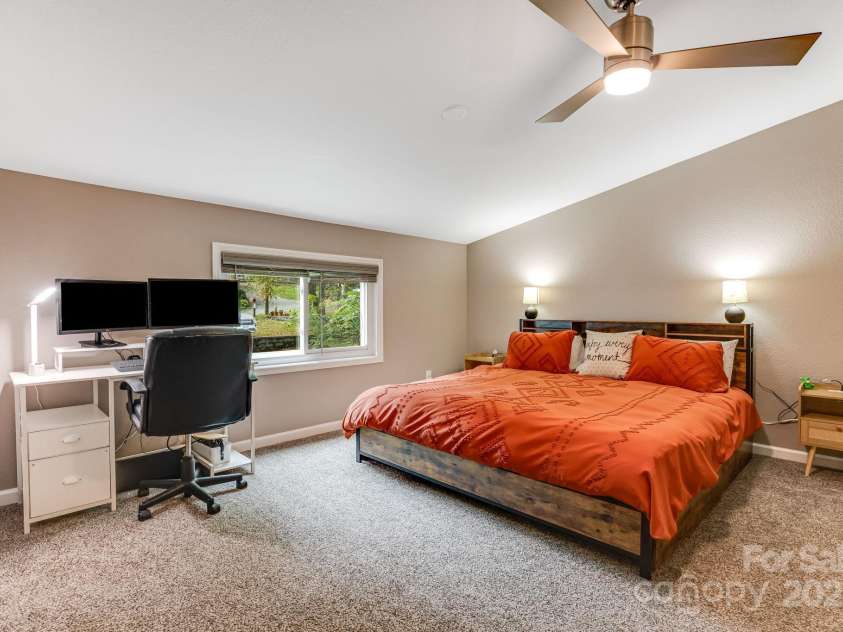 79 Susan Drive, Maggie Valley, NC 28751.  MLS# CAR4305382, YatesRealty ID 14907. 