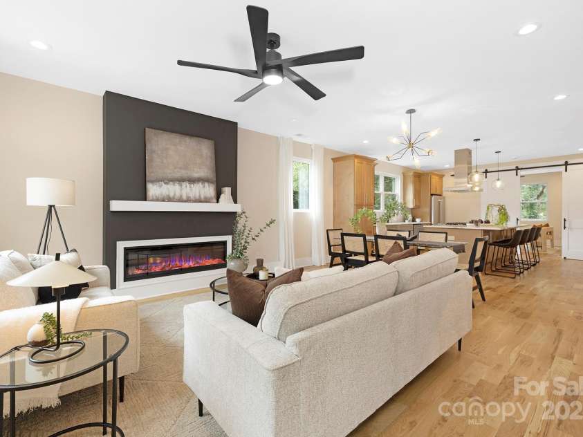 3127 Rush Avenue, Charlotte, NC 28208.  MLS# CAR4230703, YatesRealty ID 14908. 