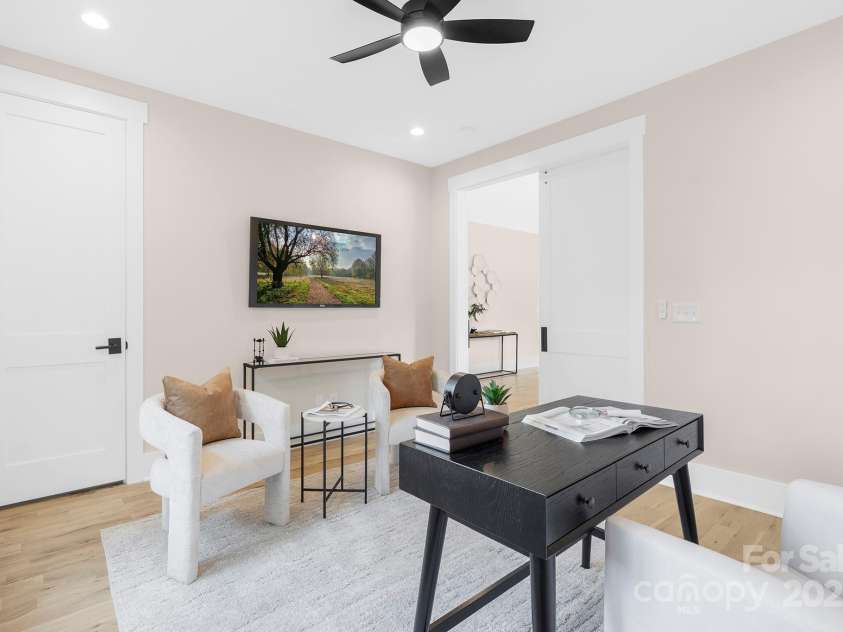 3127 Rush Avenue, Charlotte, NC 28208.  MLS# CAR4230703, YatesRealty ID 14908. 