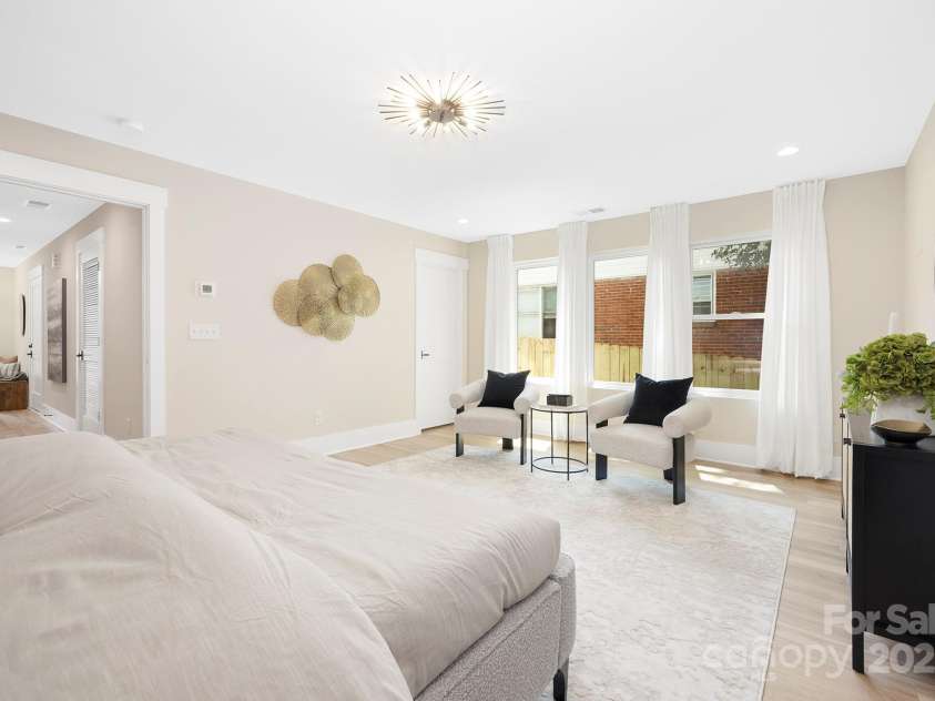 3127 Rush Avenue, Charlotte, NC 28208.  MLS# CAR4230703, YatesRealty ID 14908. 