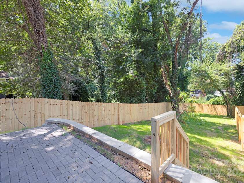 3127 Rush Avenue, Charlotte, NC 28208.  MLS# CAR4230703, YatesRealty ID 14908. 
