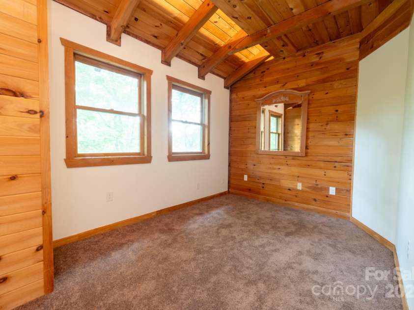 170 Mountain Laurel Lane, Blowing Rock, NC 28605.  MLS# CAR4320025, YatesRealty ID 1491. 