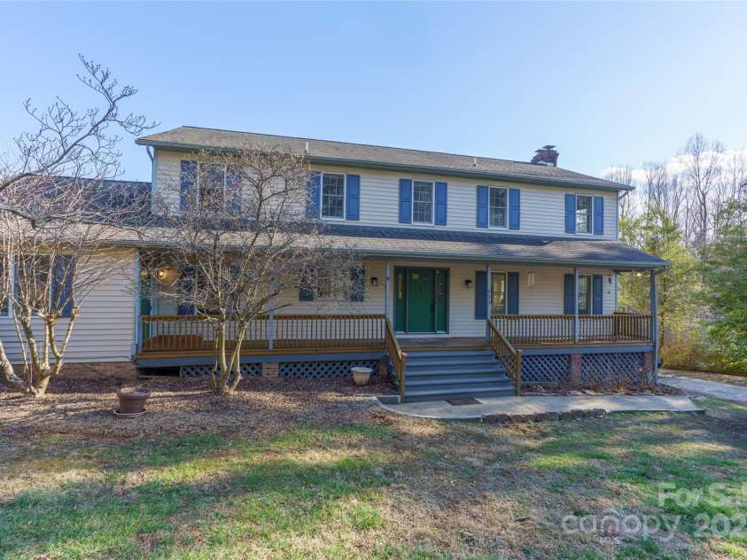 182 Louisiana Avenue, Saluda, NC 28773.  MLS# CAR4226967, YatesRealty ID 1491. 