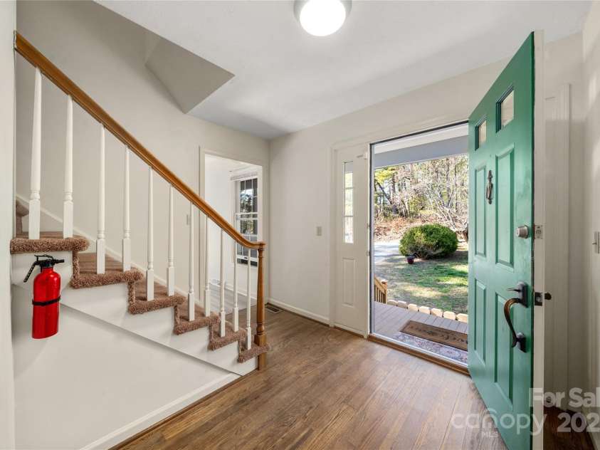 182 Louisiana Avenue, Saluda, NC 28773.  MLS# CAR4226967, YatesRealty ID 1491. 