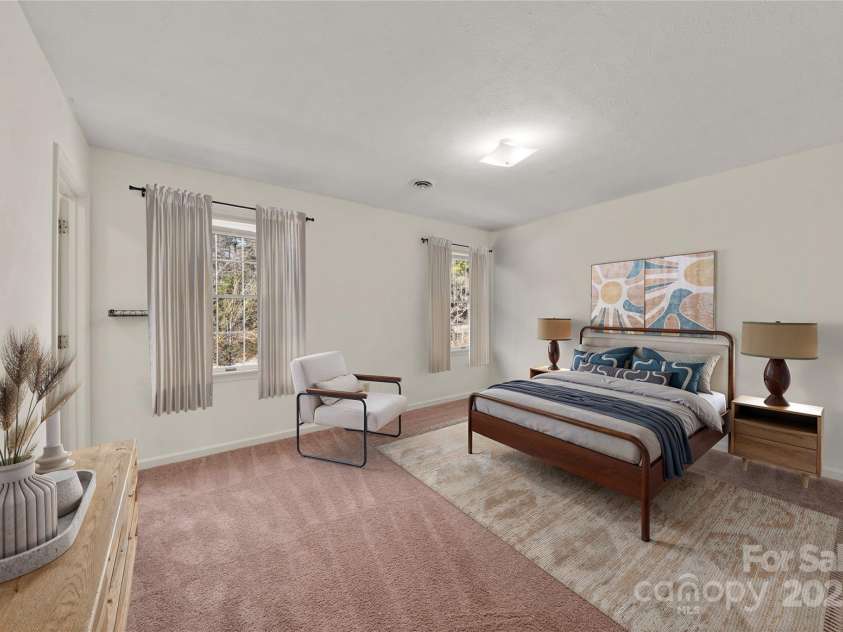 182 Louisiana Avenue, Saluda, NC 28773.  MLS# CAR4226967, YatesRealty ID 1491. 