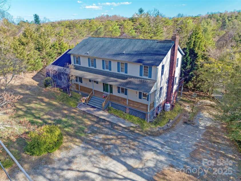 182 Louisiana Avenue, Saluda, NC 28773.  MLS# CAR4226967, YatesRealty ID 1491. 