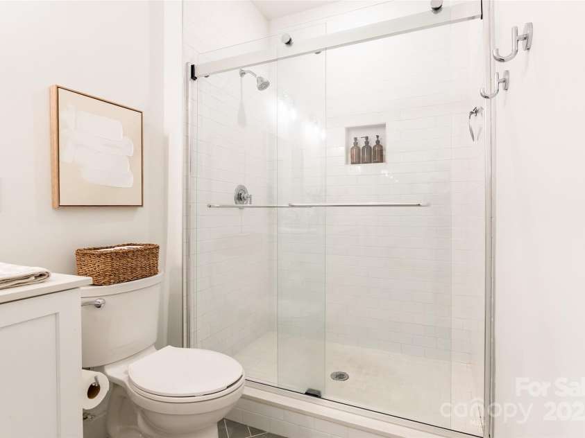 130 Rail Crossing Lane, Charlotte, NC 28209.  MLS# CAR4252780, YatesRealty ID 14911. 