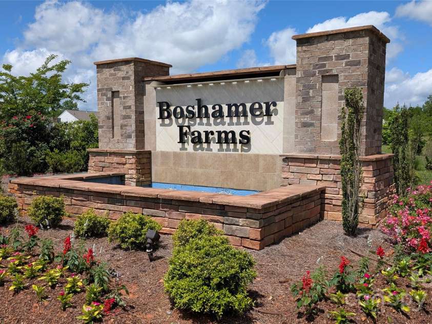 316 Gaines Road, Clover, SC 29710.  MLS# CAR4254643, YatesRealty ID 14912. 