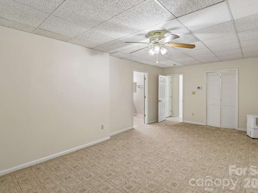 5351 Murrayhill Road, Charlotte, NC 28210.  MLS# CAR4371959, YatesRealty ID 14912. 