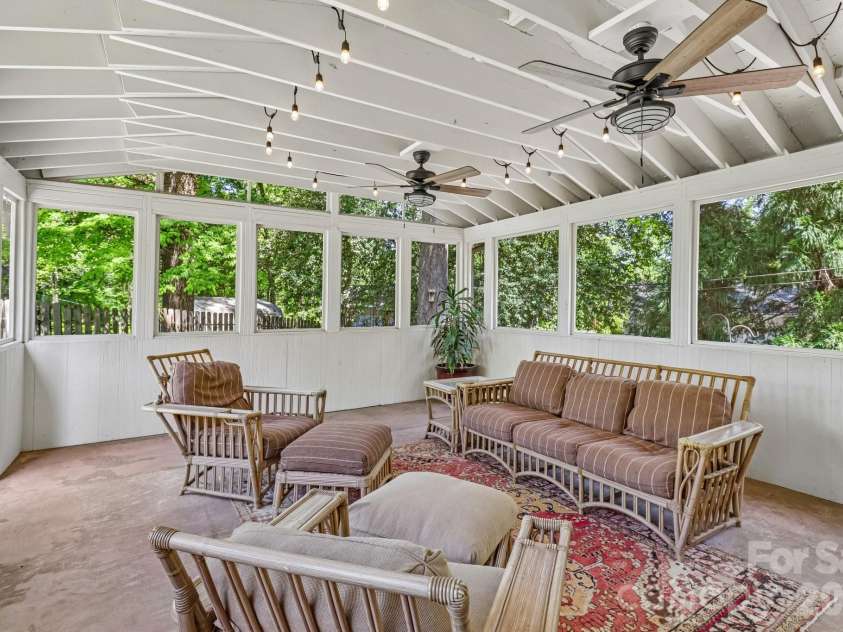 5351 Murrayhill Road, Charlotte, NC 28210.  MLS# CAR4371959, YatesRealty ID 14912. 