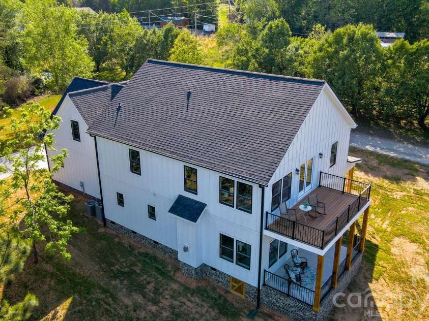4762 Lazy Lane, Denver, NC 28037.  MLS# CAR4373544, YatesRealty ID 14913. 