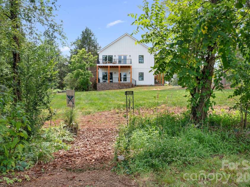 4762 Lazy Lane, Denver, NC 28037.  MLS# CAR4373544, YatesRealty ID 14913. 