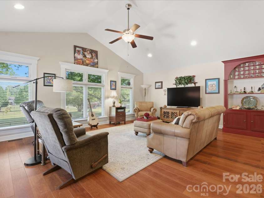 4960 York Highway, Rock Hill, SC 29732.  MLS# CAR4372455, YatesRealty ID 14914. 