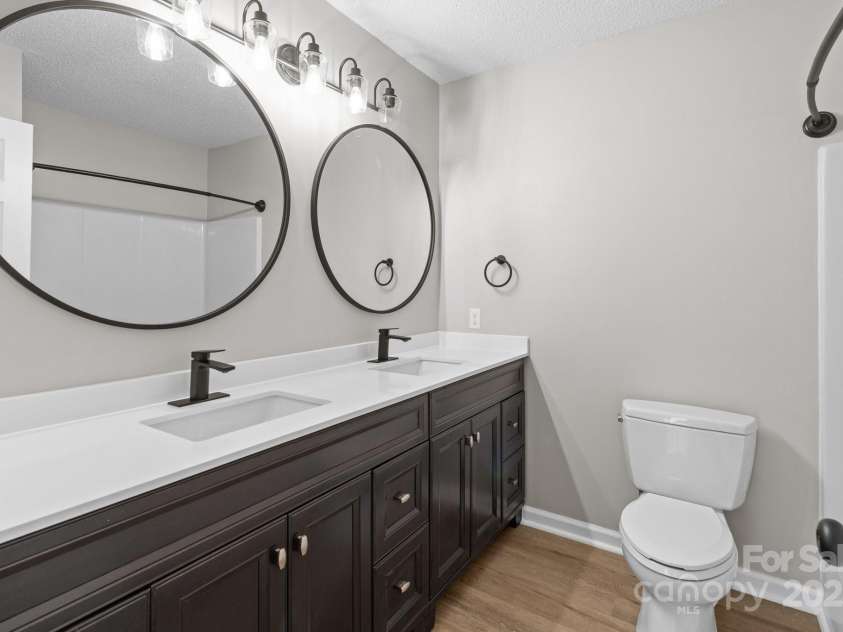 219 Proctor Drive, Salisbury, NC 28147.  MLS# CAR4259804, YatesRealty ID 14915. Primary en-suite bathroom