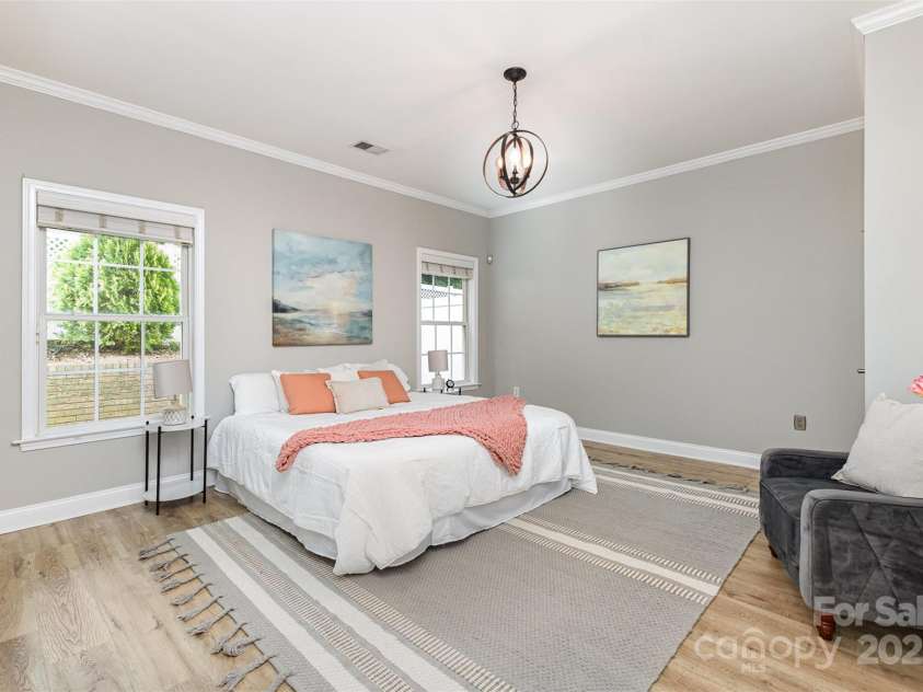 121 Quality Drive, Mount Holly, NC 28120.  MLS# CAR4261152, YatesRealty ID 14916. 