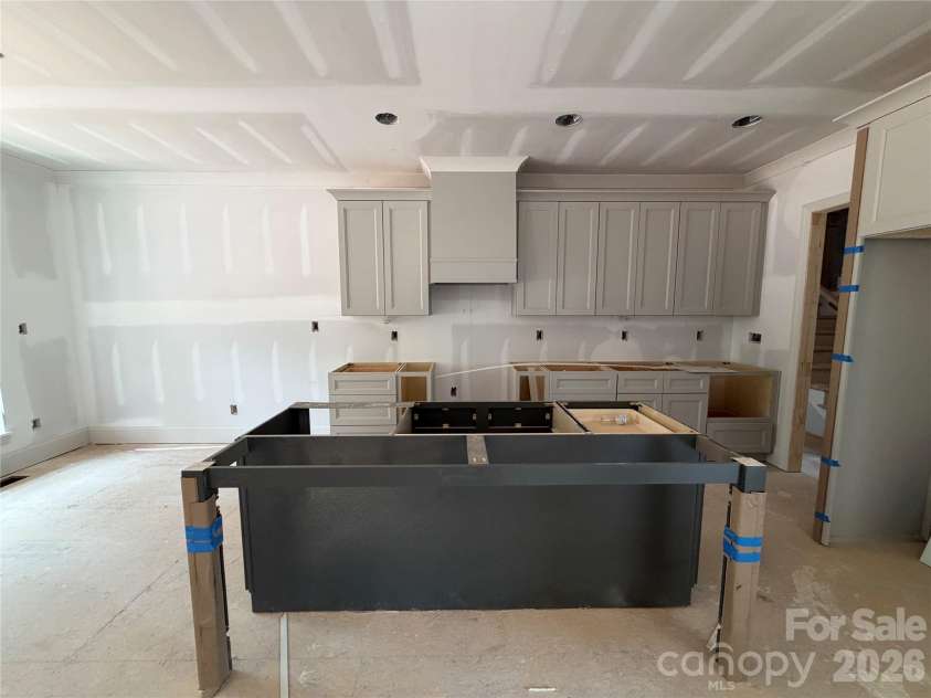 5977 Tipperary Drive, Denver, NC 28037.  MLS# CAR4373483, YatesRealty ID 14916. 