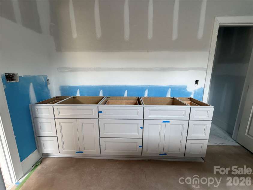 5977 Tipperary Drive, Denver, NC 28037.  MLS# CAR4373483, YatesRealty ID 14916. 