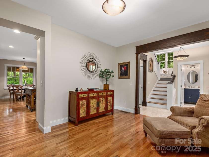 15 Bonnies Lane, Asheville, NC 28803.  MLS# CAR4252426, YatesRealty ID 14917. Den/study or larger formal dining space just off the kitchen.