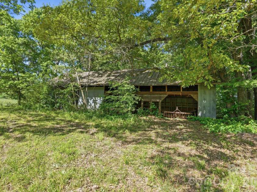 2275 River Road, Richfield, NC 28137.  MLS# CAR4370774, YatesRealty ID 14918. 