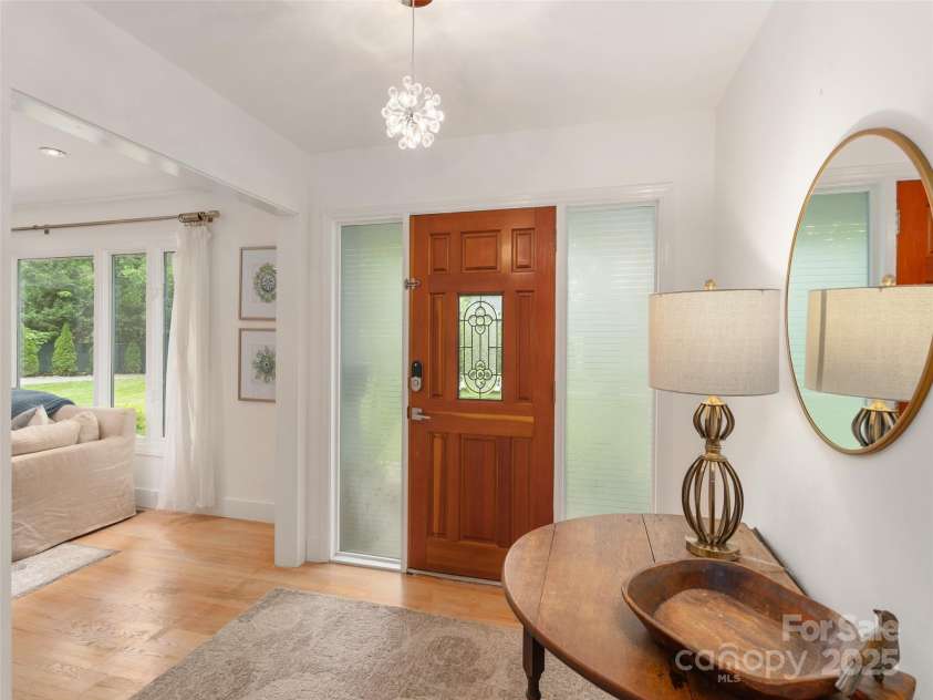 6 Browntown Road, Asheville, NC 28803.  MLS# CAR4262915, YatesRealty ID 14918. Entry