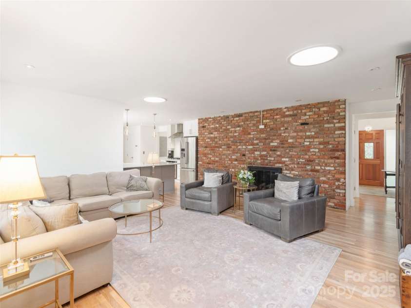 6 Browntown Road, Asheville, NC 28803.  MLS# CAR4262915, YatesRealty ID 14918. Family Room