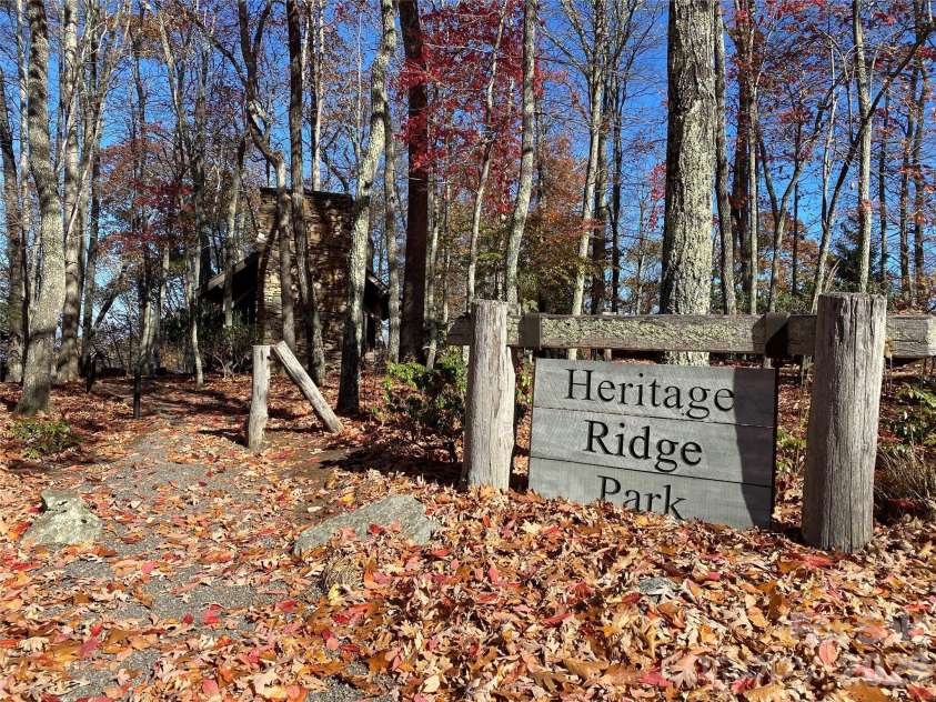 220 Stoney Falls Loop, Burnsville, NC 28714.  MLS# CAR4373084, YatesRealty ID 14919. 
