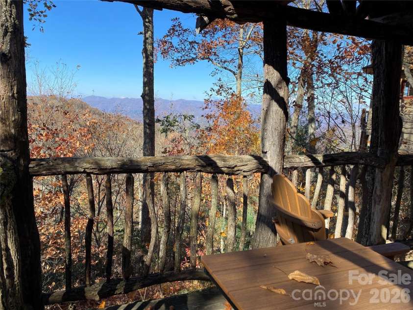 220 Stoney Falls Loop, Burnsville, NC 28714.  MLS# CAR4373084, YatesRealty ID 14919. 