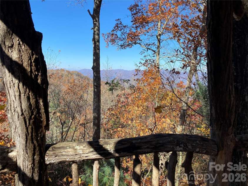220 Stoney Falls Loop, Burnsville, NC 28714.  MLS# CAR4373084, YatesRealty ID 14919. 