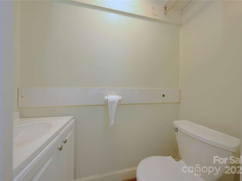 3016 Boston Avenue, Charlotte, NC 28212.  MLS# CAR4258590, YatesRealty ID 14919. 