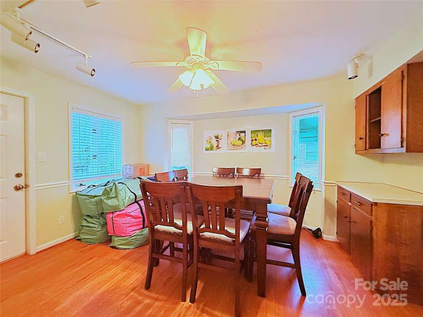 3016 Boston Avenue, Charlotte, NC 28212.  MLS# CAR4258590, YatesRealty ID 14919. 