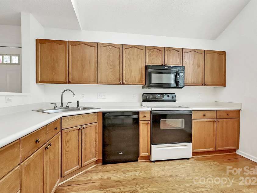 11539 Delores Ferguson Lane, Charlotte, NC 28277.  MLS# CAR4246647, YatesRealty ID 14921. 