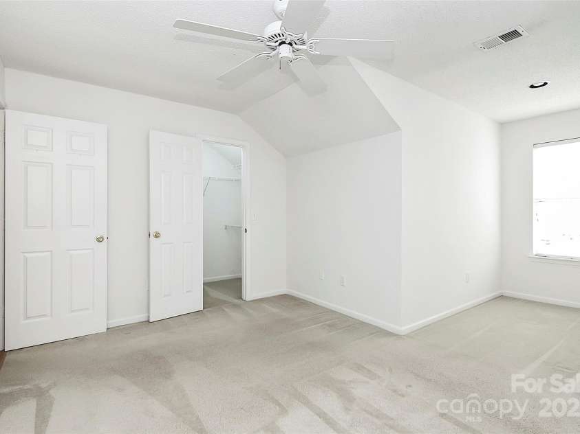 11539 Delores Ferguson Lane, Charlotte, NC 28277.  MLS# CAR4246647, YatesRealty ID 14921. 