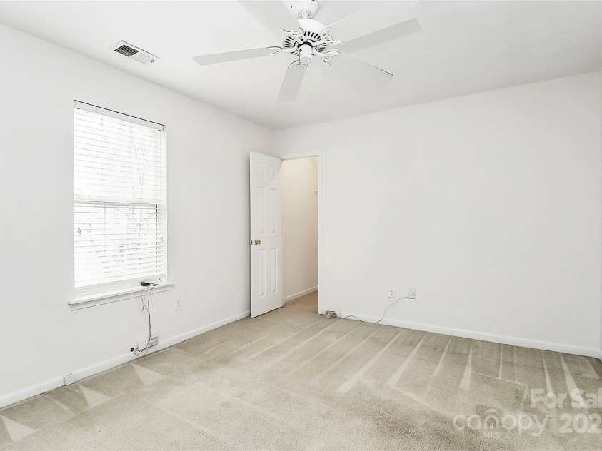 11539 Delores Ferguson Lane, Charlotte, NC 28277.  MLS# CAR4246647, YatesRealty ID 14921. 