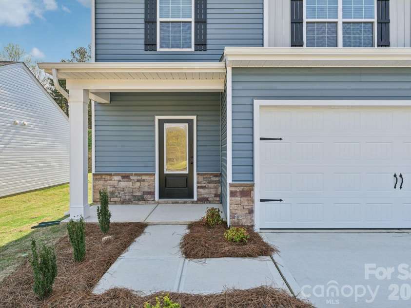 718 Willow Estates Drive, Shelby, NC 28150.  MLS# CAR4374043, YatesRealty ID 14921. 