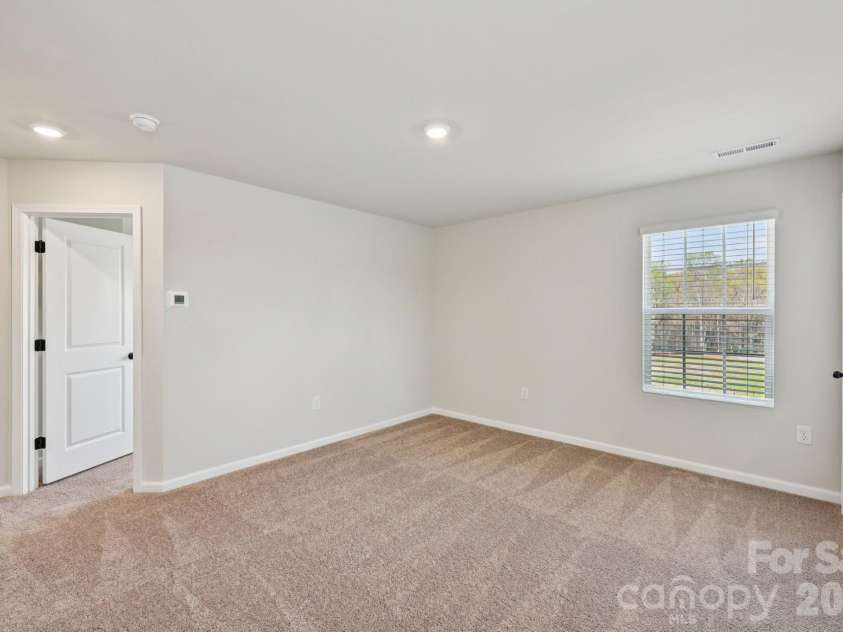 718 Willow Estates Drive, Shelby, NC 28150.  MLS# CAR4374043, YatesRealty ID 14921. 