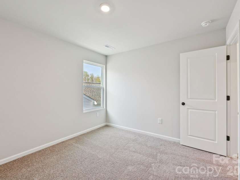 718 Willow Estates Drive, Shelby, NC 28150.  MLS# CAR4374043, YatesRealty ID 14921. 