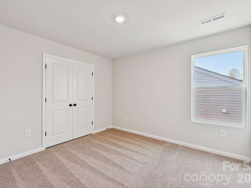 718 Willow Estates Drive, Shelby, NC 28150.  MLS# CAR4374043, YatesRealty ID 14921. 