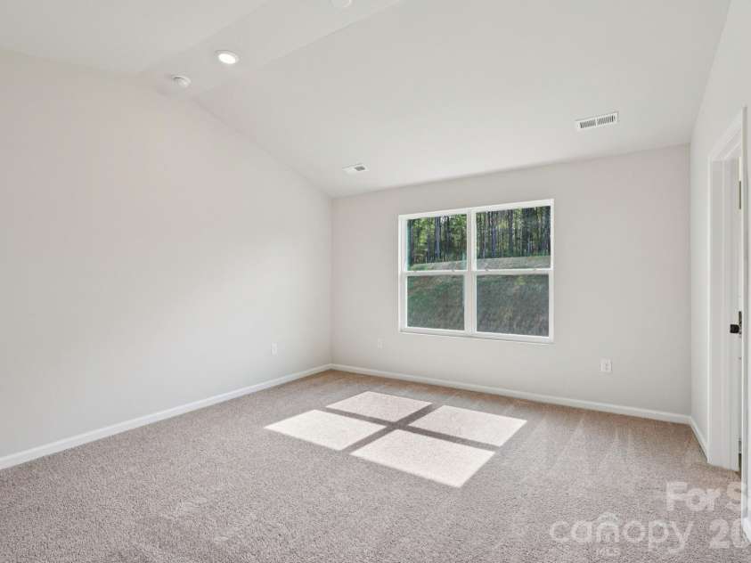 718 Willow Estates Drive, Shelby, NC 28150.  MLS# CAR4374043, YatesRealty ID 14921. 