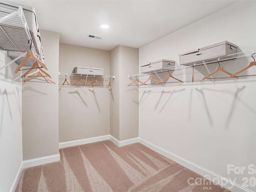 109 Summerhill Drive, Mooresville, NC 28115.  MLS# CAR4373648, YatesRealty ID 14922. Primary closet