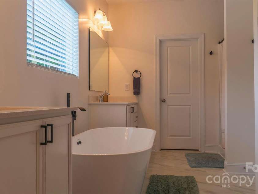 4710 Old Pageland Marshville Road, Monroe, NC 28112.  MLS# CAR4263344, YatesRealty ID 14922. 
